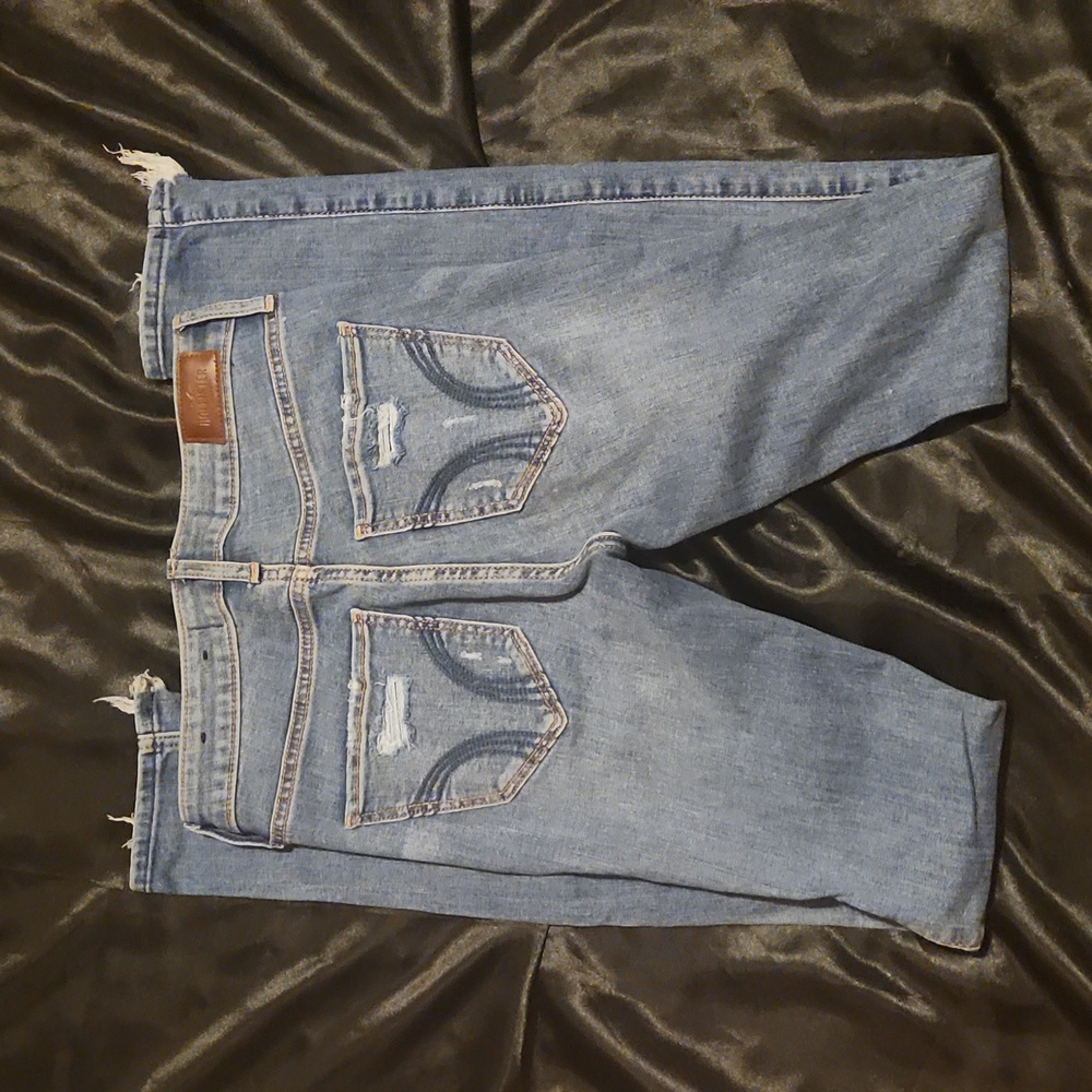 Hollister Jeans - Picture 4 of 15
